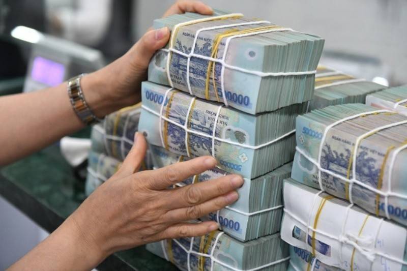 Lãi suất ngân hàng ngày 17/5/2025: MB giảm, nhiều ngân hàng tung ưu đãi khủng