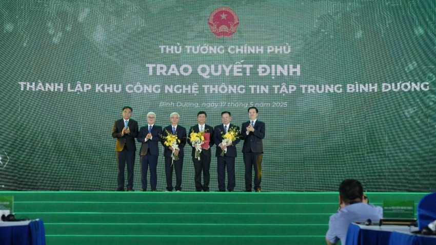 Bình Dương phát động Tết trồng cây và khởi công loạt dự án công nghiệp xanh trọng điểm Bình Dương phát động Tết trồng cây và khởi công loạt dự án công nghiệp xanh trọng điểm