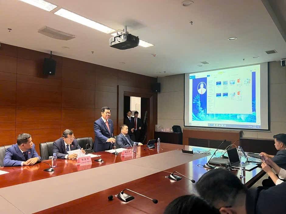 Phó Giám đốc Sở Tài chính tỉnh Long An Trần Văn Tươi giới thiệu tổng quan về môi trường đầu tư 