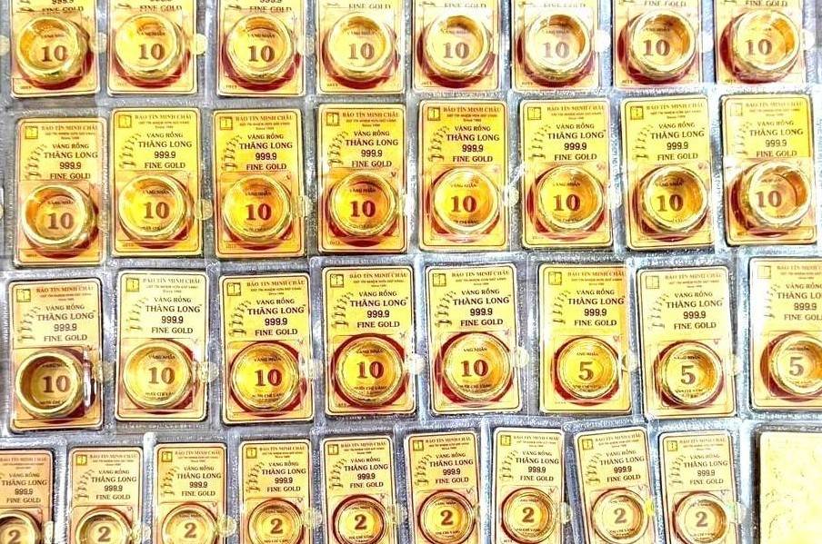 Giá vàng cuối tuần giữ mốc 3.200 USD/ounce: Tuần tới kim loại quý này giảm bao nhiêu?