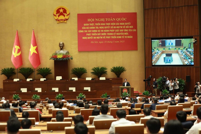 Bảo đảm doanh nghiệp tư nhân được đối xử công bằng, bình đẳng với các thành phần kinh tế khác