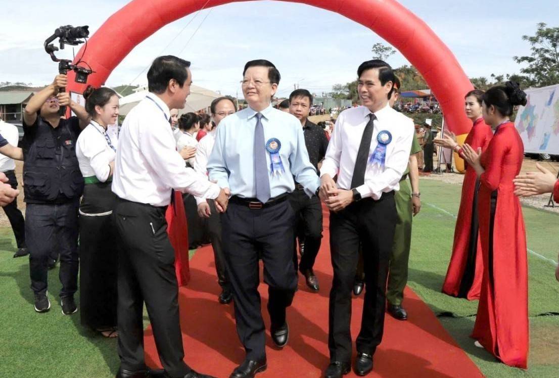 Cao tốc Hòa Bình - Mộc Châu khởi công: Phó Thủ tướng kỳ vọng tạo động lực phát triển kinh tế cho khu vực