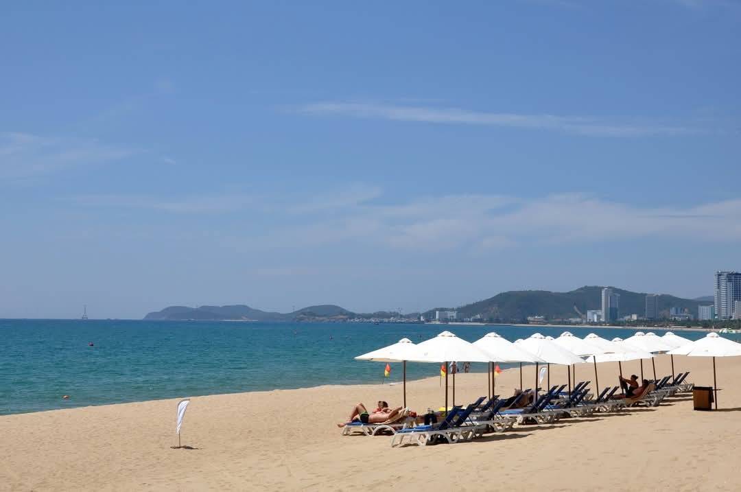 Thành phố  biển Nha Trang vươn lên vị trí thứ 11 trong danh sách 15 điểm đến du lịch hàng đầu thế giới mùa Hè năm 2025.