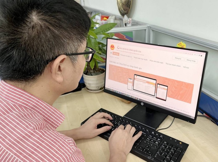 Chính phủ yêu cầu ngừng duy trì Cổng Dịch vụ công cấp bộ, tỉnh