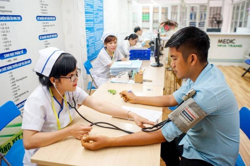 Chính sách y tế mới: Miễn viện phí toàn dân, mỗi năm được khám sức khỏe miễn phí