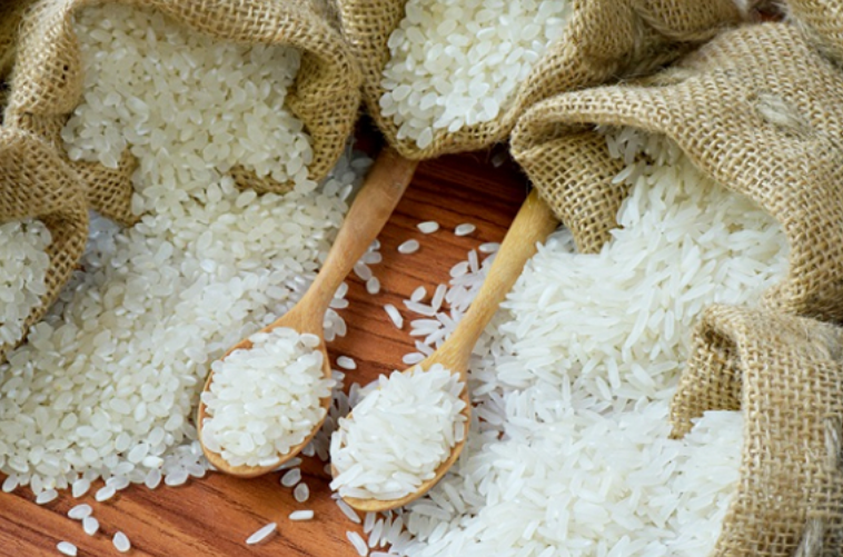 Tính áp thuế suất ưu đãi 0% cho gạo, lá thuốc lá khô nhập khẩu từ Campuchia