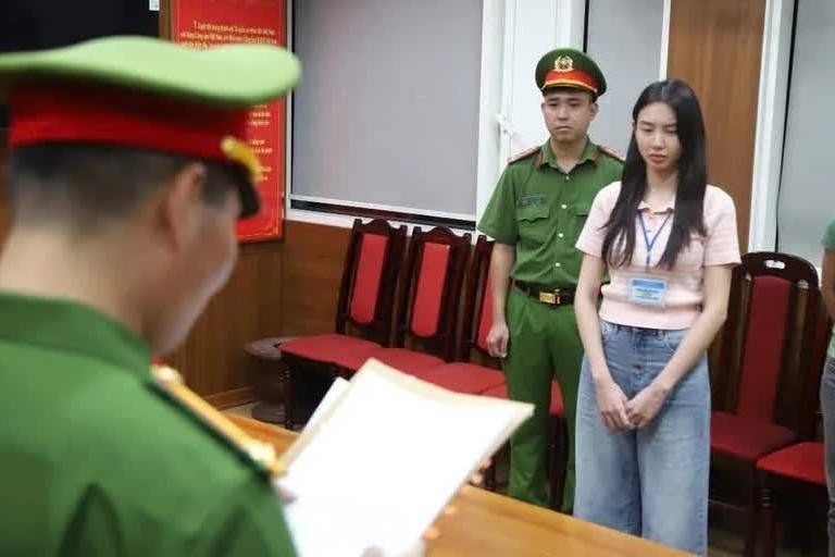 Khung hình phạt nào cho Hoa hậu Nguyễn Thúc Thùy Tiên?