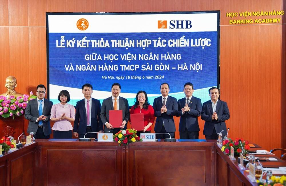 FinanceAsia: SHB “Ngân hàng Tốt nhất cho Khách hàng Khu vực công” năm 2025 tại Việt Nam