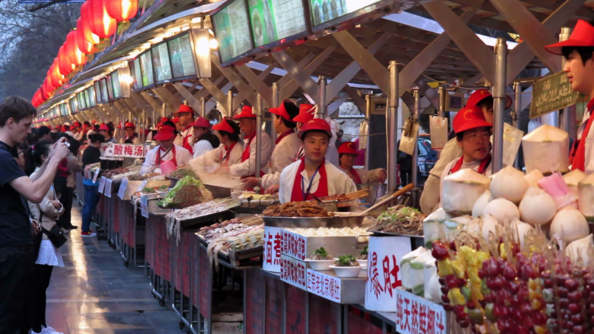 Phố đi bộ Đinh Tiên Hoàng (Thái Bình) – bài 1: Bắt kịp xu hướng thương mại đô thị châu Á