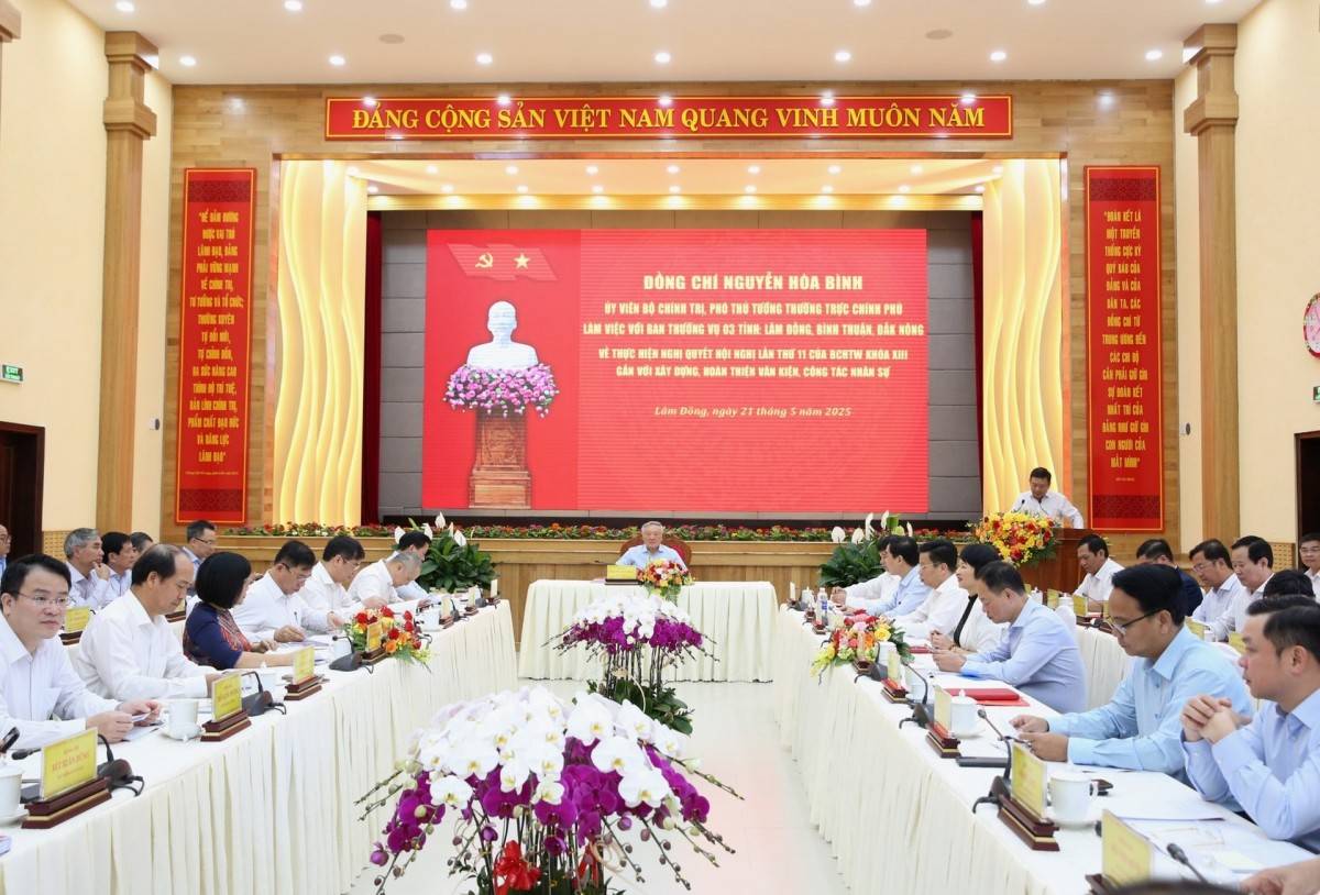 Phó Thủ tướng Thường trực Chính phủ  làm  việc với ba tỉnh Lâm Đồng, Bình Thuận, Đắk Nông