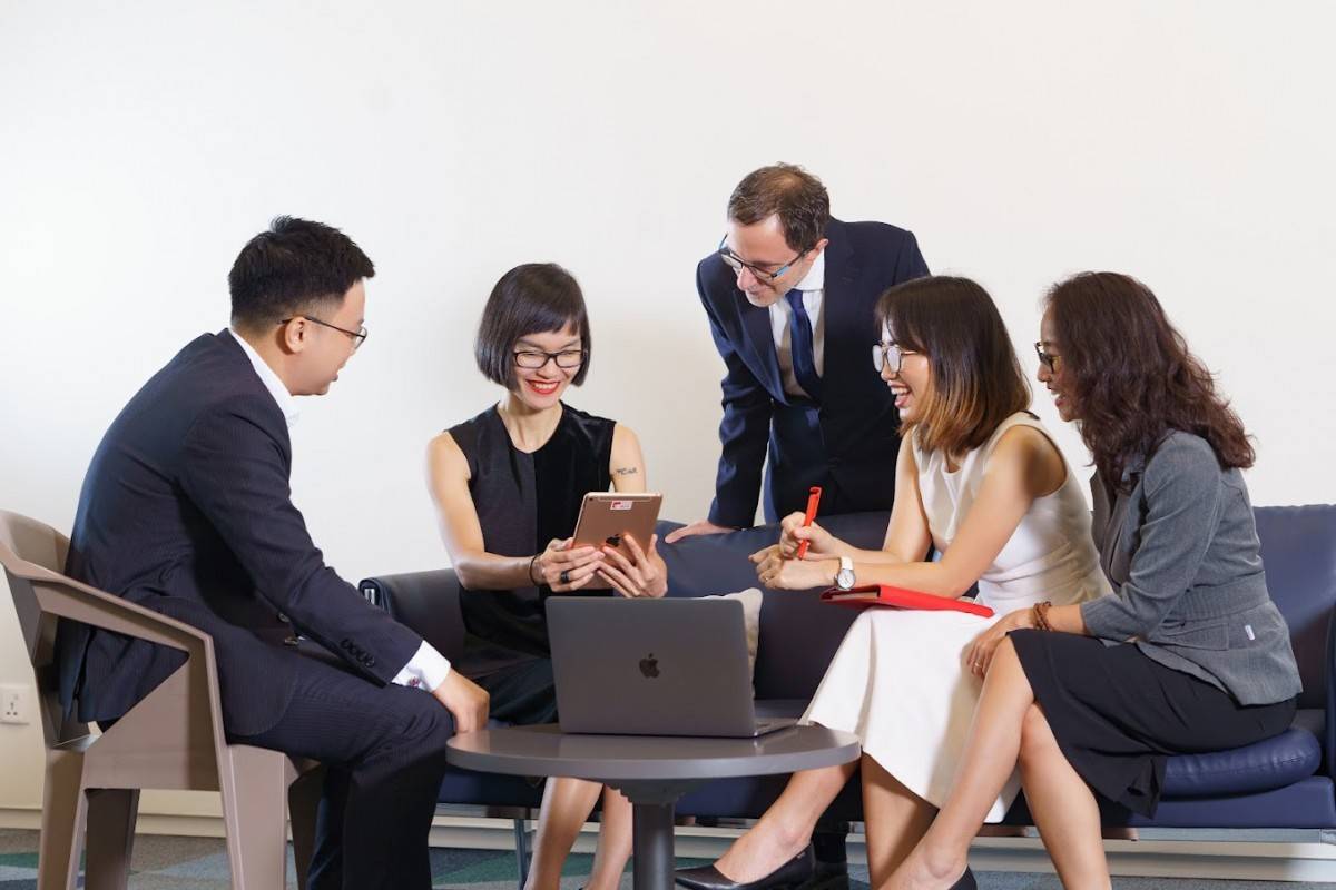 Các nhà lãnh đạo và quản lý doanh nghiệp cần có những góc nhìn đột phá về bài toán chiến lược dài hạn.