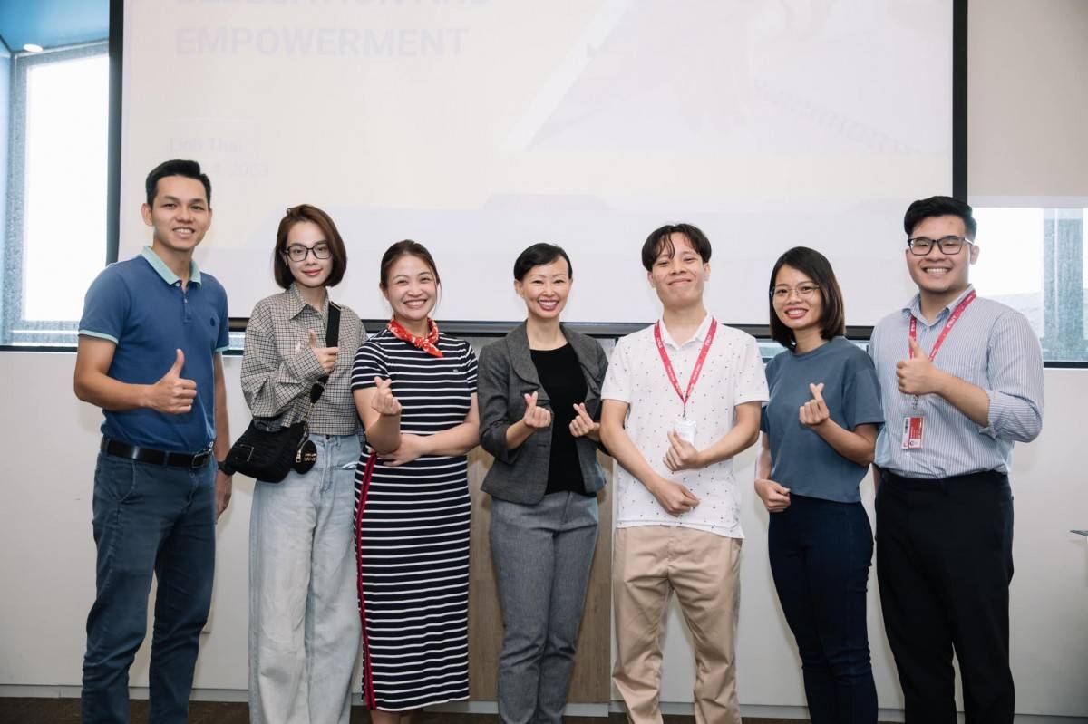 Chương trình MBA tại BUV tạo điều kiện để học viên mở rộng mạng lưới chuyên môn và kết nối với các chuyên gia trong nhiều lĩnh vực. 