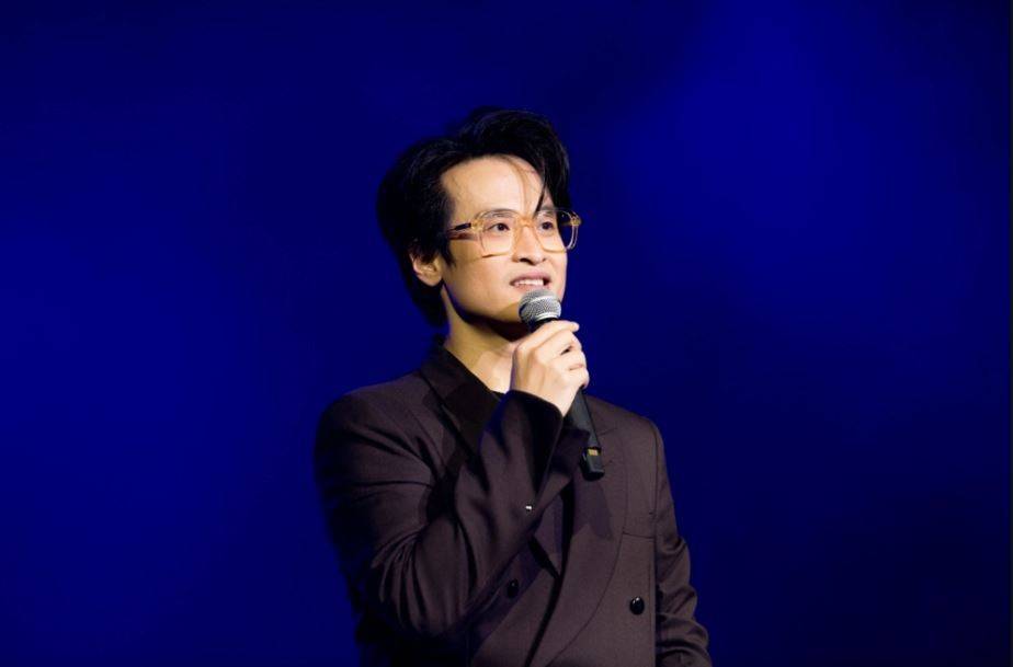 Ca sĩ Hà Anh Tuấn lộ vai trò “ông trùm” sau ánh đèn sân khấu