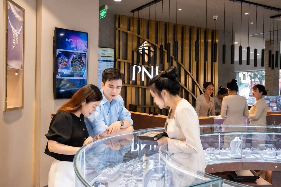 Tồn kho thành phẩm của PNJ cao kỷ lục giữa cơn bão giá vàng