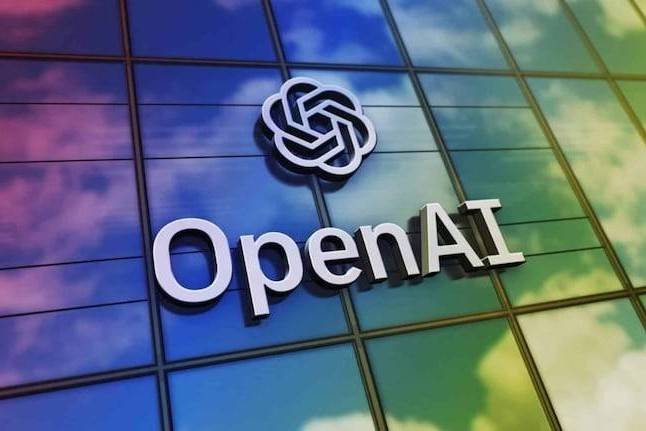 OpenAI chi 6,5 tỷ USD thâu tóm startup của huyền thoại thiết kế Jony Ive