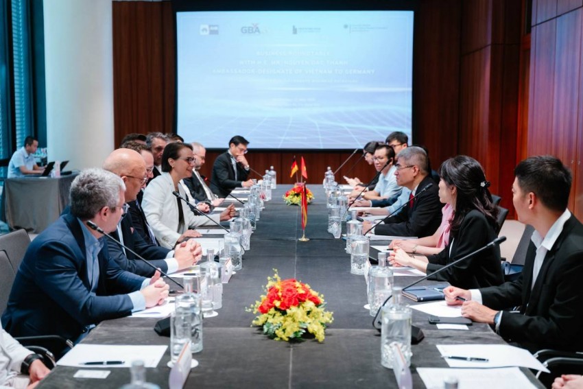 Đại sứ Nguyễn Đắc Thành gặp gỡ doanh nghiệp Đức