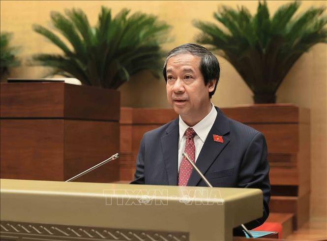 Bộ trưởng Bộ Giáo dục và Đào tạo và Bộ trưởng Bộ Tài chính sẽ trả lời chất vấn