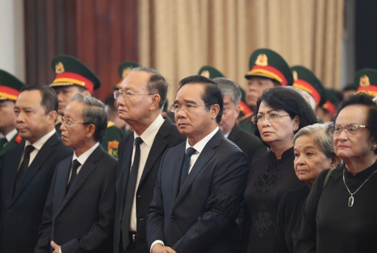 Lễ viếng nguyên Chủ tịch nước Trần Đức Lương tại TP. Hồ Chí Minh Lễ viếng nguyên Chủ tịch nước Trần Đức Lương tại TP. Hồ Chí Minh