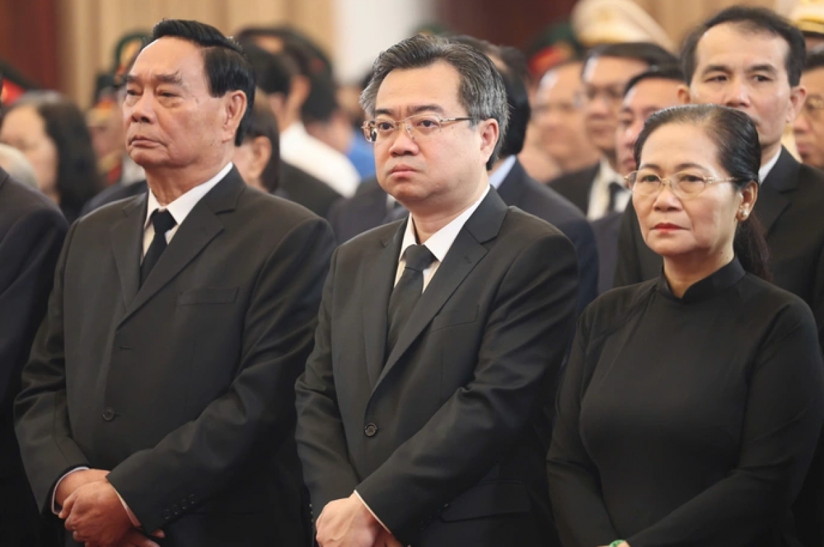 Lễ viếng nguyên Chủ tịch nước Trần Đức Lương tại TP. Hồ Chí Minh Lễ viếng nguyên Chủ tịch nước Trần Đức Lương tại TP. Hồ Chí Minh