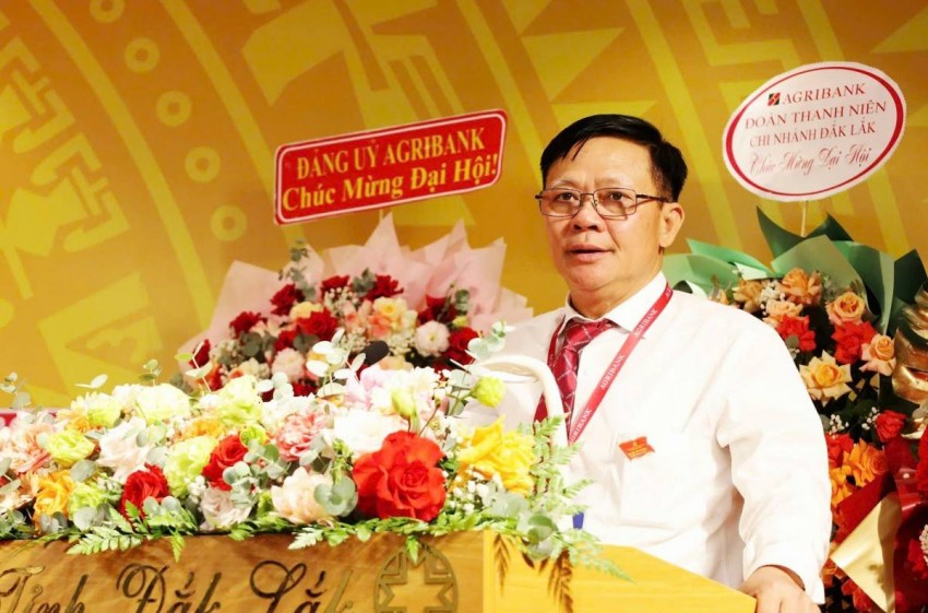  Đ/c Nguyễn Quang Hùng, Uỷ viên BTV Đảng uỷ, Chủ nhiệm UBKT, Phó Tổng Giám đốc Agribank chỉ đạo đại hội.