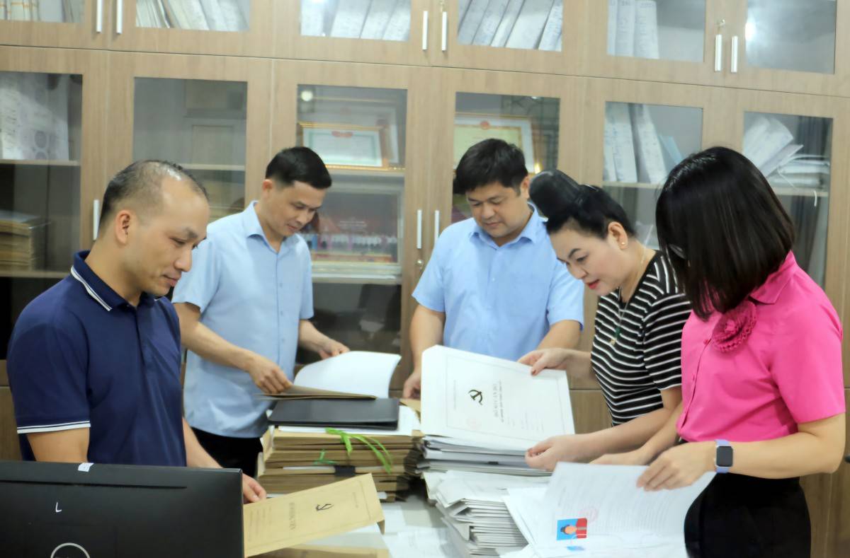 Điện Biên: Huyện Tuần Giáo nỗ lực ổn định bộ máy sau sáp nhập cán bộ xã