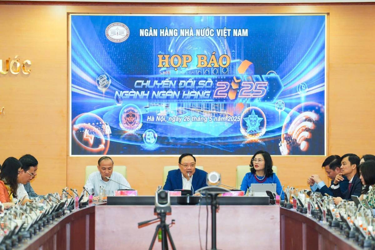 Ngân hàng “vũ trang” công nghệ cao: Tội phạm công nghệ cao liệu có cửa?