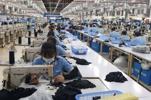Vinatex kêu gọi chủ động trước rủi ro thuế quan cuối năm