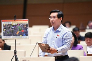 Giảm ùn tắc giao thông: Lối mở cho bài toán năng lượng quốc gia