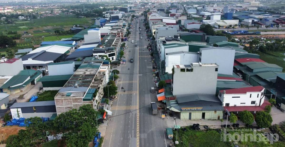 Cận cảnh chợ đầu mối Thổ Tang vắng lặng lạ thường sau đợt cao điểm chống hàng giả