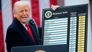 Tòa án Mỹ chặn thuế quan của ông Trump, cho rằng tổng Thống vượt quyền