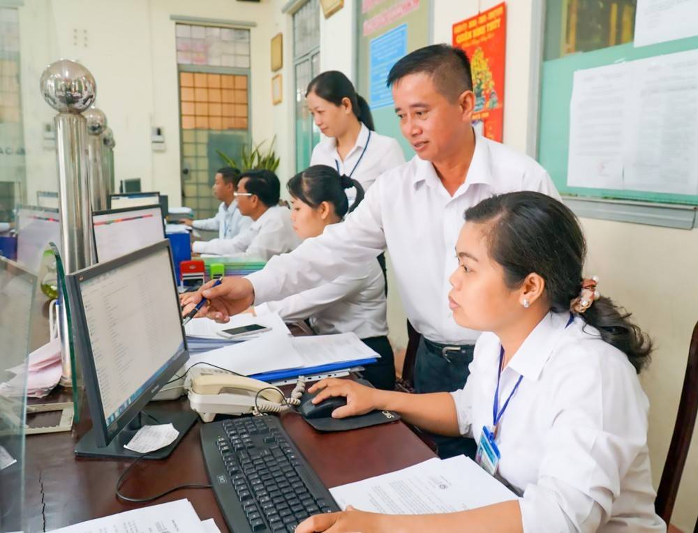 Đề xuất nhiều điểm mới đối với chính sách tinh giản biên chế