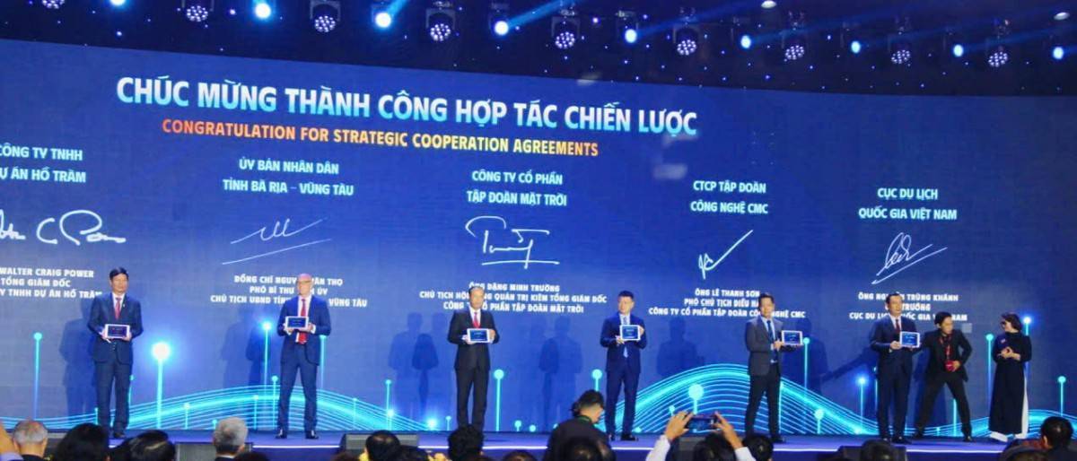 Bà Rịa- Vũng Tàu: Trao giấy chứng nhận đăng ký đầu tư cho 53 dự án trong và ngoài nước