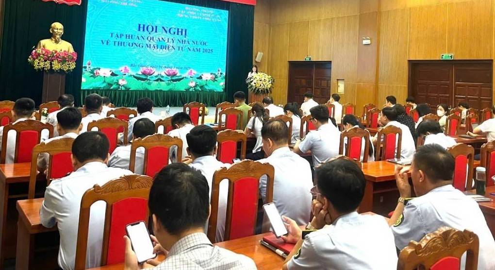 Khơi thông rào cản pháp lý trong thương mại điện tử cho doanh nghiệp