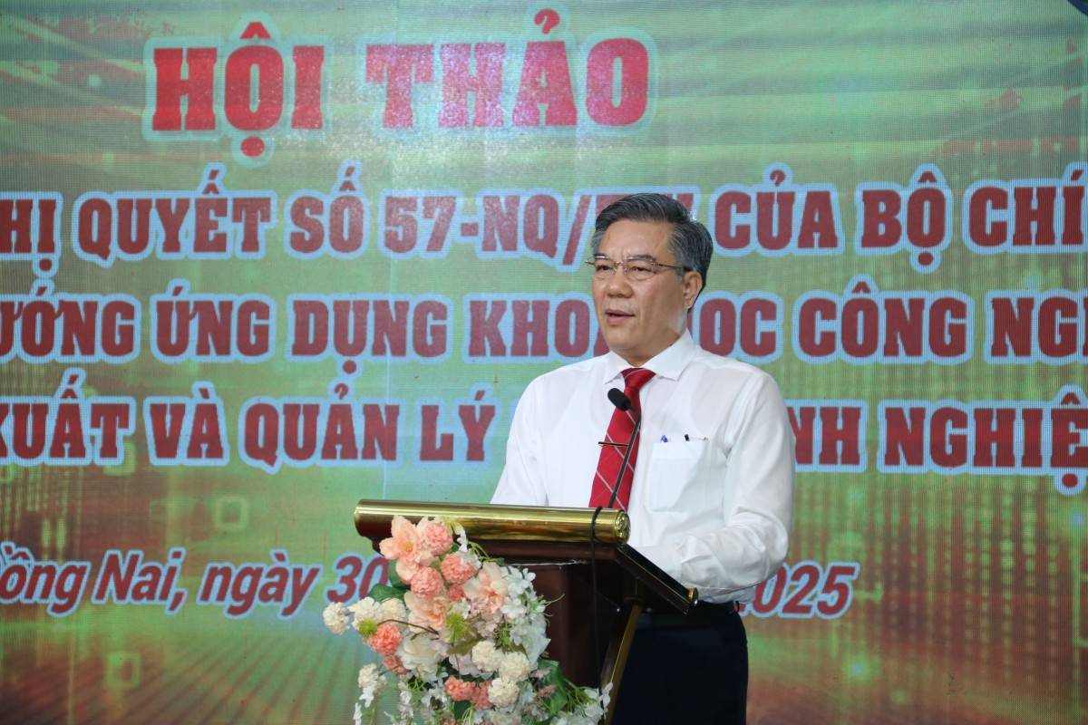 Ông Dương Minh Dũng, Phó Chủ tịch UBND tỉnh Đồng Nai phát biểu tại hội thảo Ông Dương Minh Dũng, Phó Chủ tịch UBND tỉnh Đồng Nai phát biểu tại hội thảo