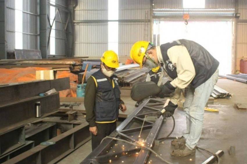 Tăng "sức đề kháng" pháp lý cho doanh nghiệp nhỏ và vừa trước sóng gió thị trường