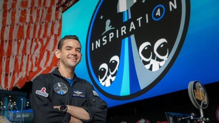 Tổng thống Donald Trump rút đề cử tỷ phú thân cận Elon Musk khỏi NASA Tổng thống Donald Trump rút đề cử tỷ phú thân cận Elon Musk khỏi NASA