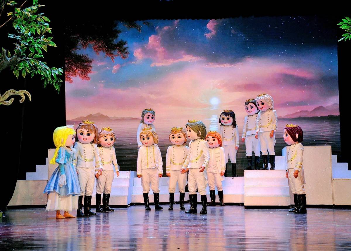 Câu chuyện là bản hòa ca của tình yêu thương, lòng kiên trì và niềm tin vào điều thiện