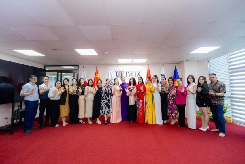 Nữ doanh nhân trong kỷ nguyên AI: Câu chuyện truyền cảm hứng từ Joanna Hạnh Nguyễn Nữ doanh nhân trong kỷ nguyên AI: Câu chuyện truyền cảm hứng từ Joanna Hạnh Nguyễn