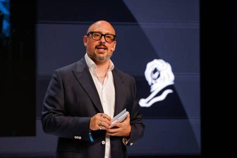  Ông Alex Schultz, Giám đốc marketing kiêm Phó Chủ tịch phụ trách mảng phân tích của Meta. - Ảnh: Getty Images. 