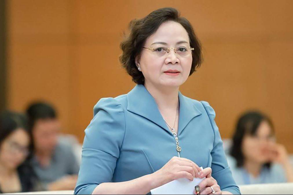 Đề xuất cho phép ký hợp đồng với doanh nhân tiêu biểu làm công chức lãnh đạo