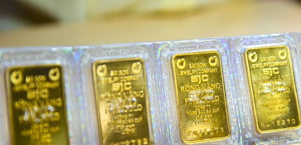 Giá vàng xuất hiện diễn biến lạ: Xu hướng mới hay “cái bẫy” nhà đầu tư?