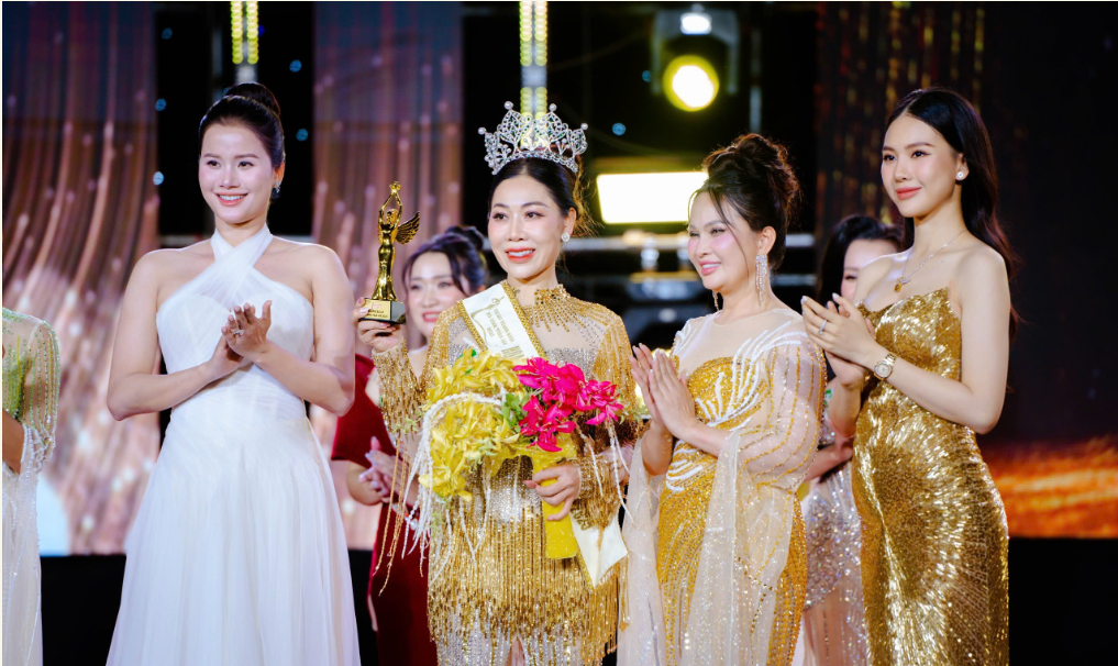 Hoa hậu Đại sứ Doanh nhân Hòa bình Toàn cầu 2025 Lại Thị Thu Hà: Tỏa sáng đấu trường sắc đẹp, bản lĩnh trên thương trường Hoa hậu Đại sứ Doanh nhân Hòa bình Toàn cầu 2025 Lại Thị Thu Hà: Tỏa sáng đấu trường sắc đẹp, bản lĩnh trên thương trường