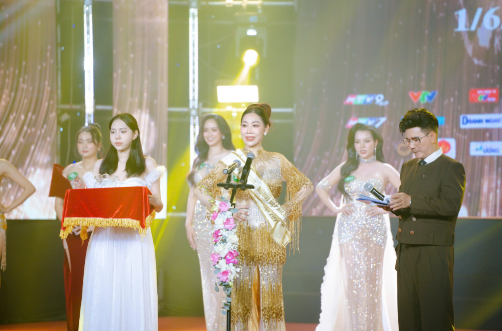 Hoa hậu Đại sứ Doanh nhân Hòa bình Toàn cầu 2025 Lại Thị Thu Hà: Tỏa sáng đấu trường sắc đẹp, bản lĩnh trên thương trường Hoa hậu Đại sứ Doanh nhân Hòa bình Toàn cầu 2025 Lại Thị Thu Hà: Tỏa sáng đấu trường sắc đẹp, bản lĩnh trên thương trường