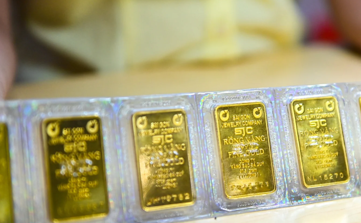 Giá vàng liên tiếp xuất hiện diễn biến lạ