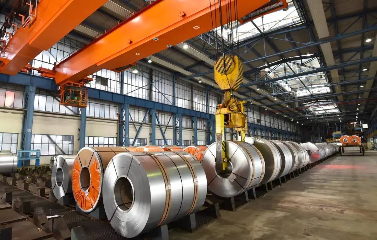 Anh vẫn chịu áp lực lớn dù được Mỹ miễn thuế nhôm thép