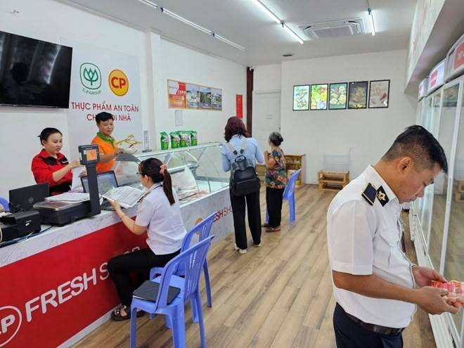 Kiểm tra đột xuất hệ thống cửa hàng C.P Việt Nam sau lùm xùm