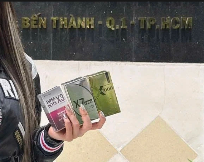 Khẩn trương kiểm tra, lấy mẫu sản phẩm giảm cân do DJ Ngân 98 quảng cáo Khẩn trương kiểm tra, lấy mẫu sản phẩm giảm cân do DJ Ngân 98 quảng cáo