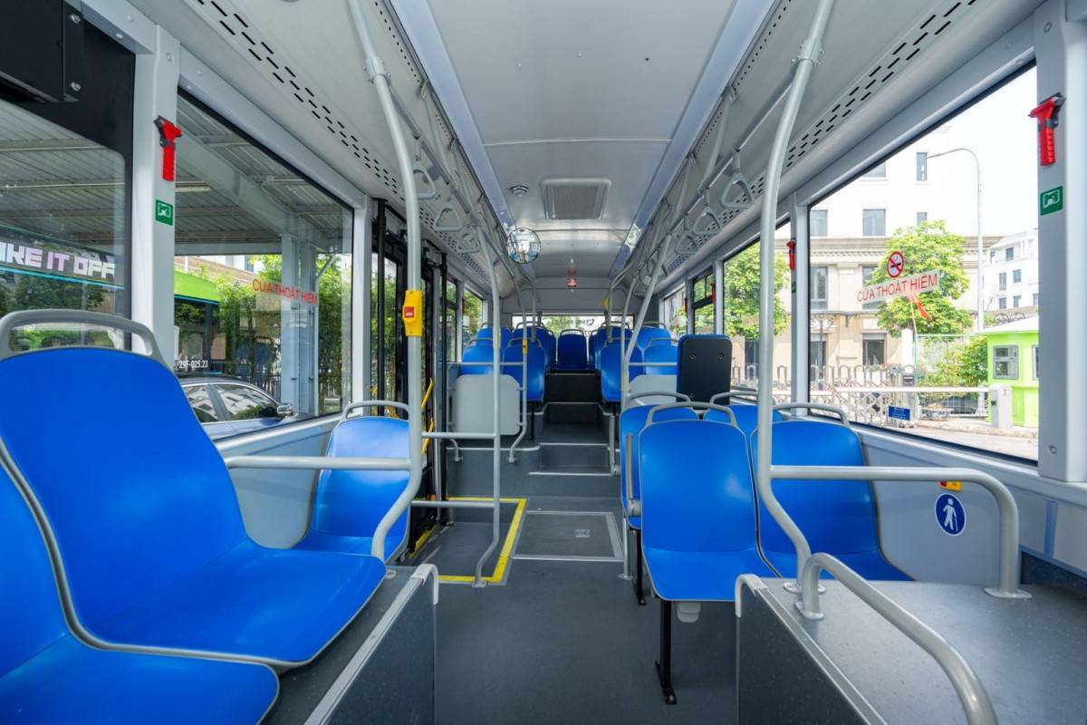 VINBUS KHAI TRƯƠNG TUYẾN BUÝT ĐIỆN 43 - KẾT NỐI NỘI THÀNH VỚI ĐÔNG ANH