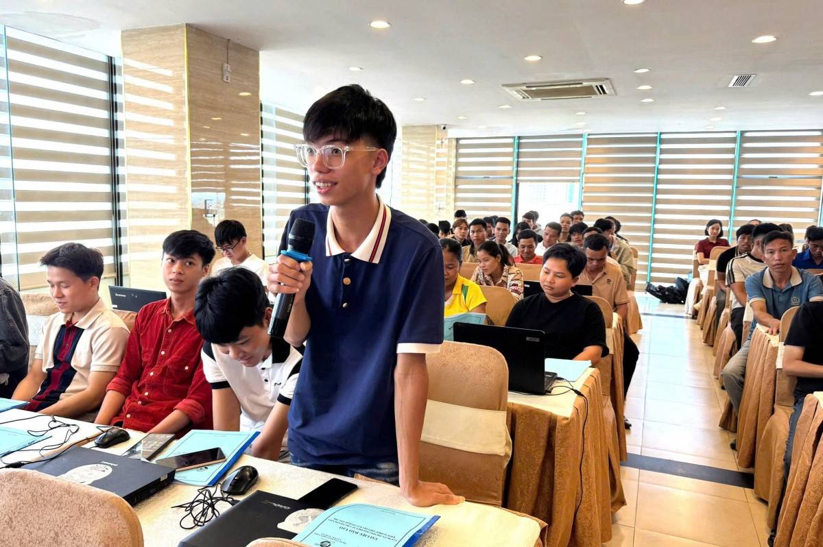 Các bạn trẻ tỉnh Quảng Trị sôi nổi tương tác và hào hứng khi được trang bị những kỹ năng mới Các bạn trẻ tỉnh Quảng Trị sôi nổi tương tác và hào hứng khi được trang bị những kỹ năng mới