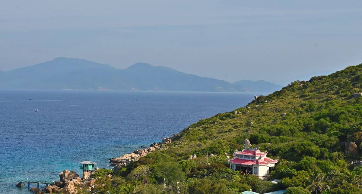 Giỗ tổ ngành nghề Yến sào Khánh Hoà và Vinh danh Di sản Văn hóa Phi vật thể cấp Quốc gia Yến Sào Khánh Hòa